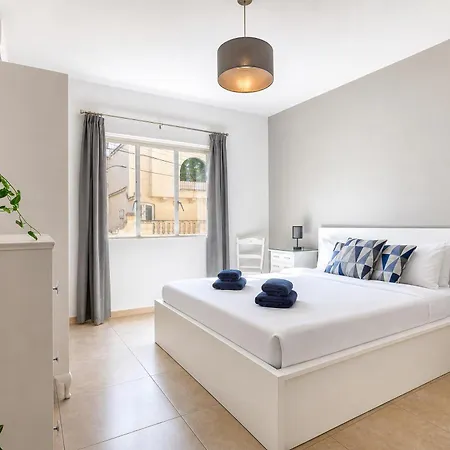 公寓 New To The Market - 3br Unit In St'julians 5 Minutes Walk To The Promenade Saint Julian's