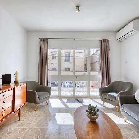 New To The Market - 3br Unit In St'julians 5 Minutes Walk To The Promenade * Saint Julian's