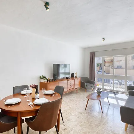 New To The Market - 3br Unit In St'julians 5 Minutes Walk To The Promenade Saint Julian's