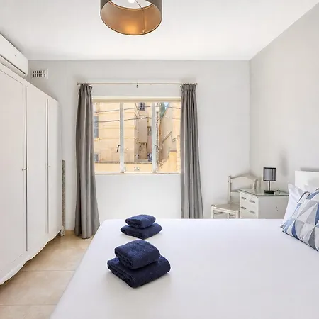 公寓 New To The Market - 3br Unit In St'julians 5 Minutes Walk To The Promenade Saint Julian's