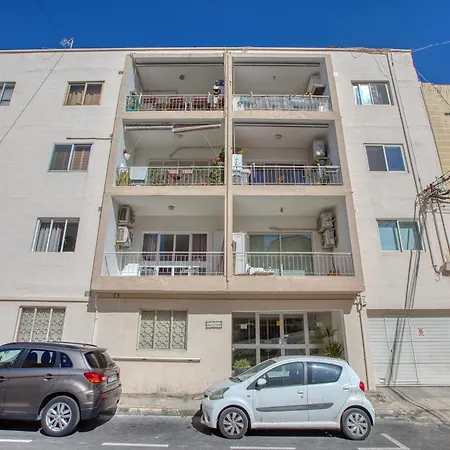 New To The Market - 3br Unit In St'julians 5 Minutes Walk To The Promenade 公寓 Saint Julian's